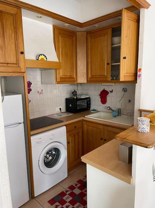Studio A Sanary-Sur-Mer Avec Balcon A 200M Du Port Luaran gambar