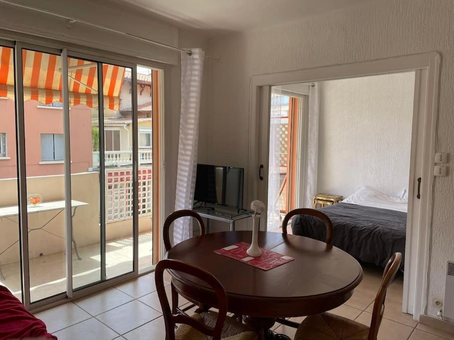 Studio A Sanary-Sur-Mer Avec Balcon A 200M Du Port Luaran gambar